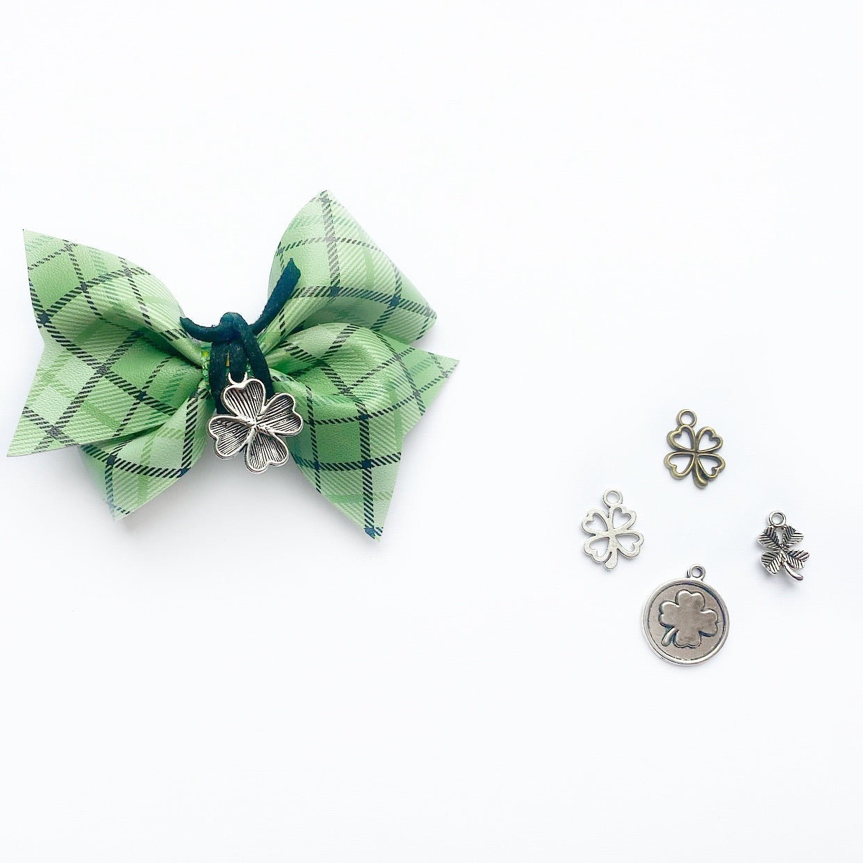 EHC Exclusive Garnet Bow SVG - Eliza Henri