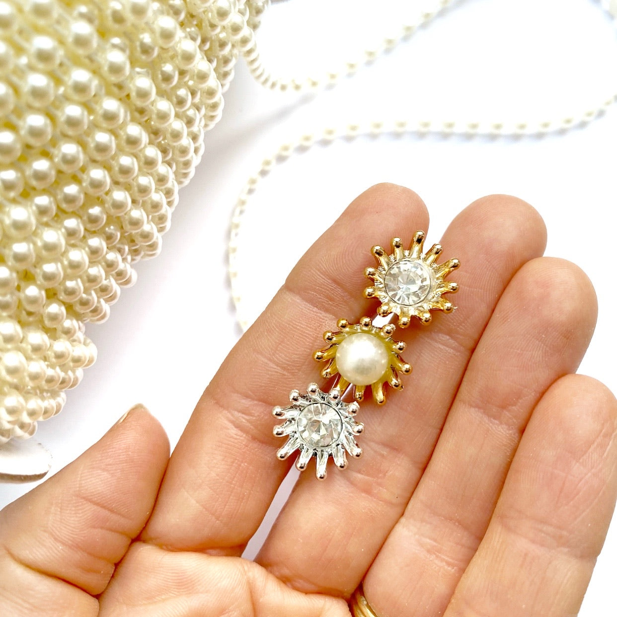 Rhinestone Flower 15mm Centre Piece- Packs of 5 - Eliza Henri