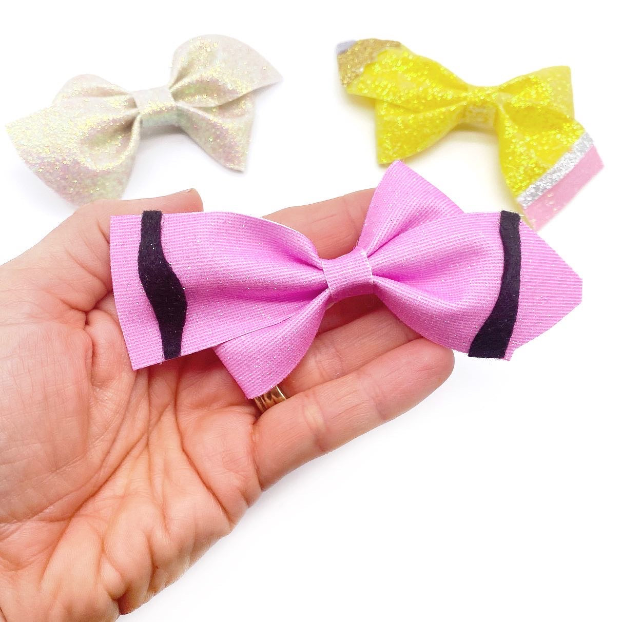 Exclusive Garnet Crayon 3.5” Pinch Bow Hair Template - Eliza Henri