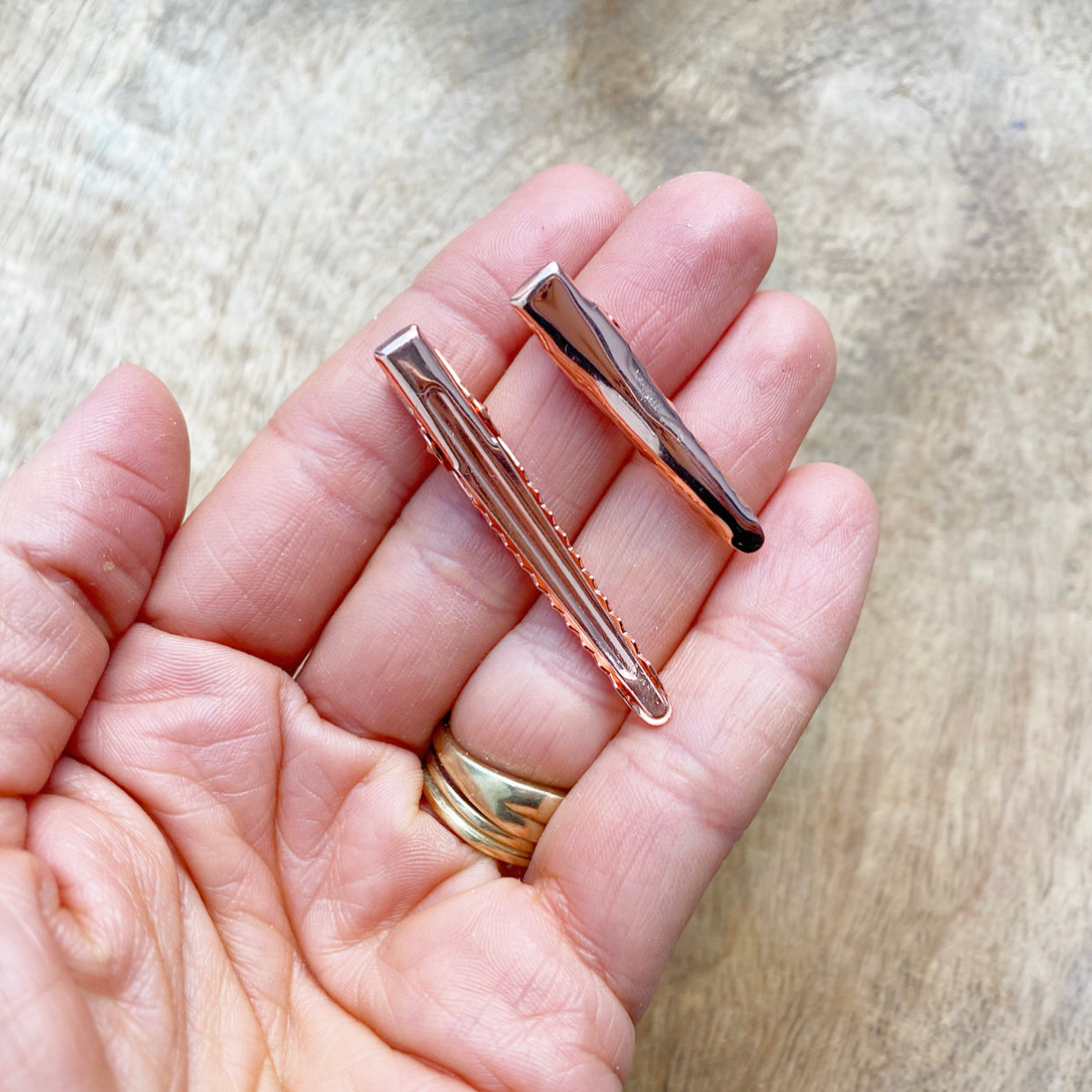 Rose Gold Fringe Clips Hair Essentials - Packs of 25 - 35mm & 45mm - Eliza Henri