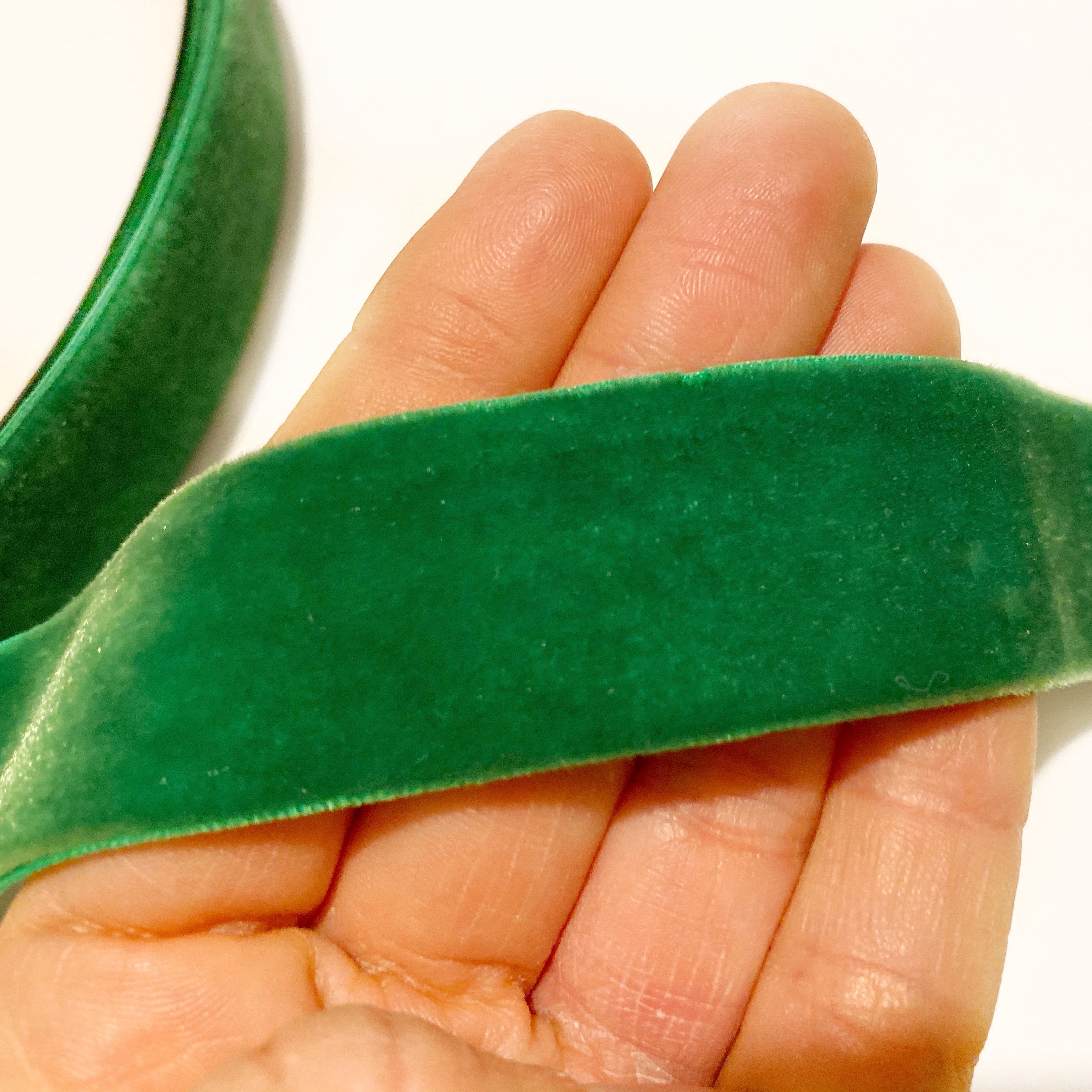 Luxury Velvet Ribbon 25 mm - Eliza Henri